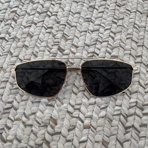 BRAND NEW, NEVER WORN. Gold Aviator Sunglasses